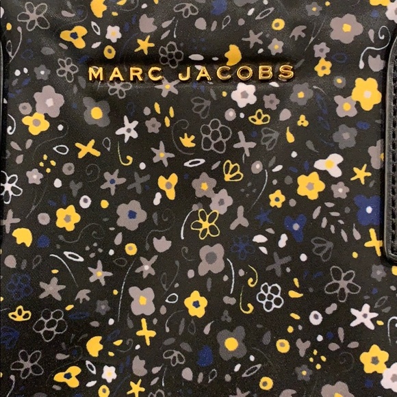 COPY - Marc Jacobs tote - Picture 3 of 6